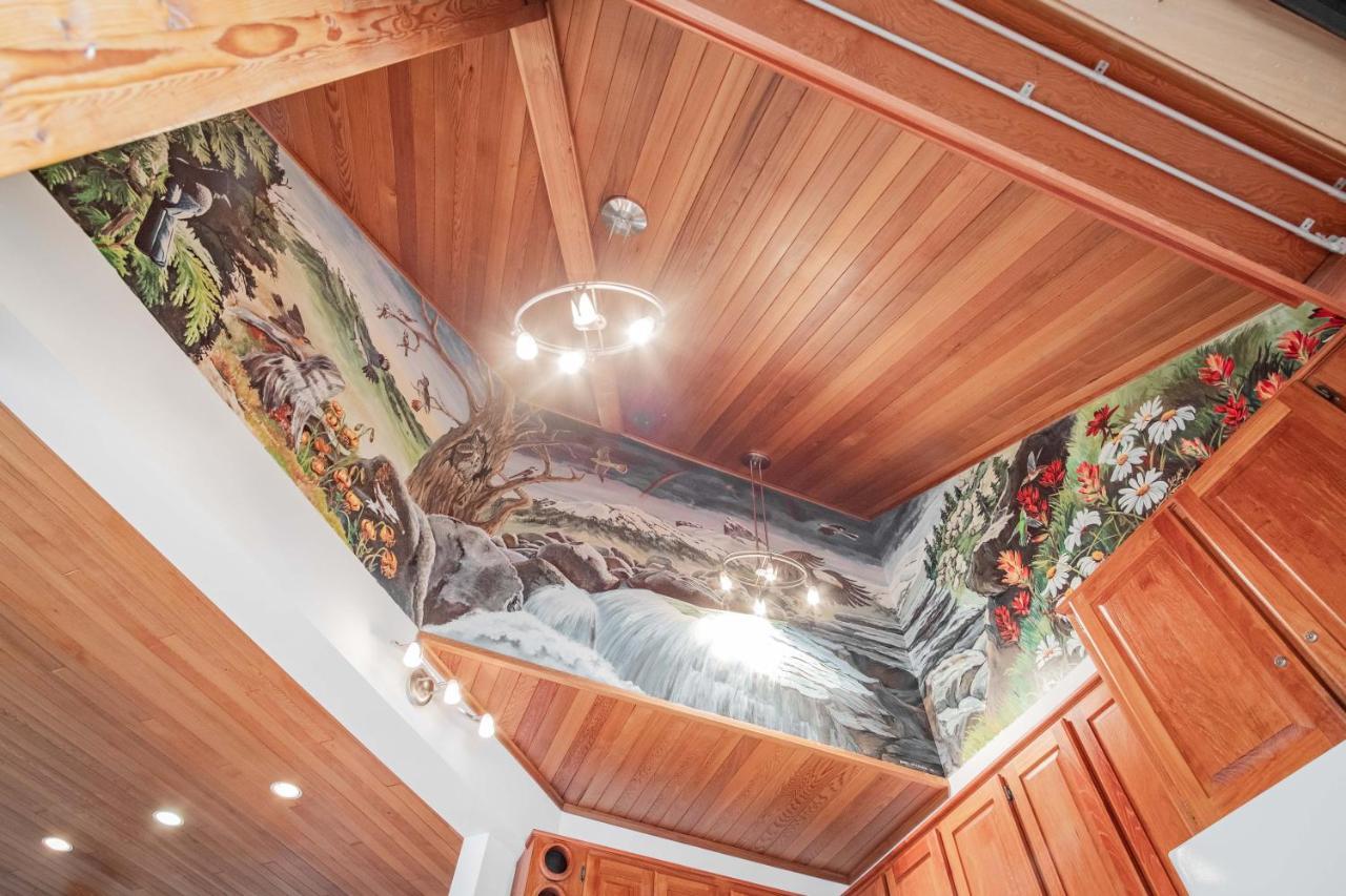 Villa Rainbow By Outpost Whistler Exterior foto
